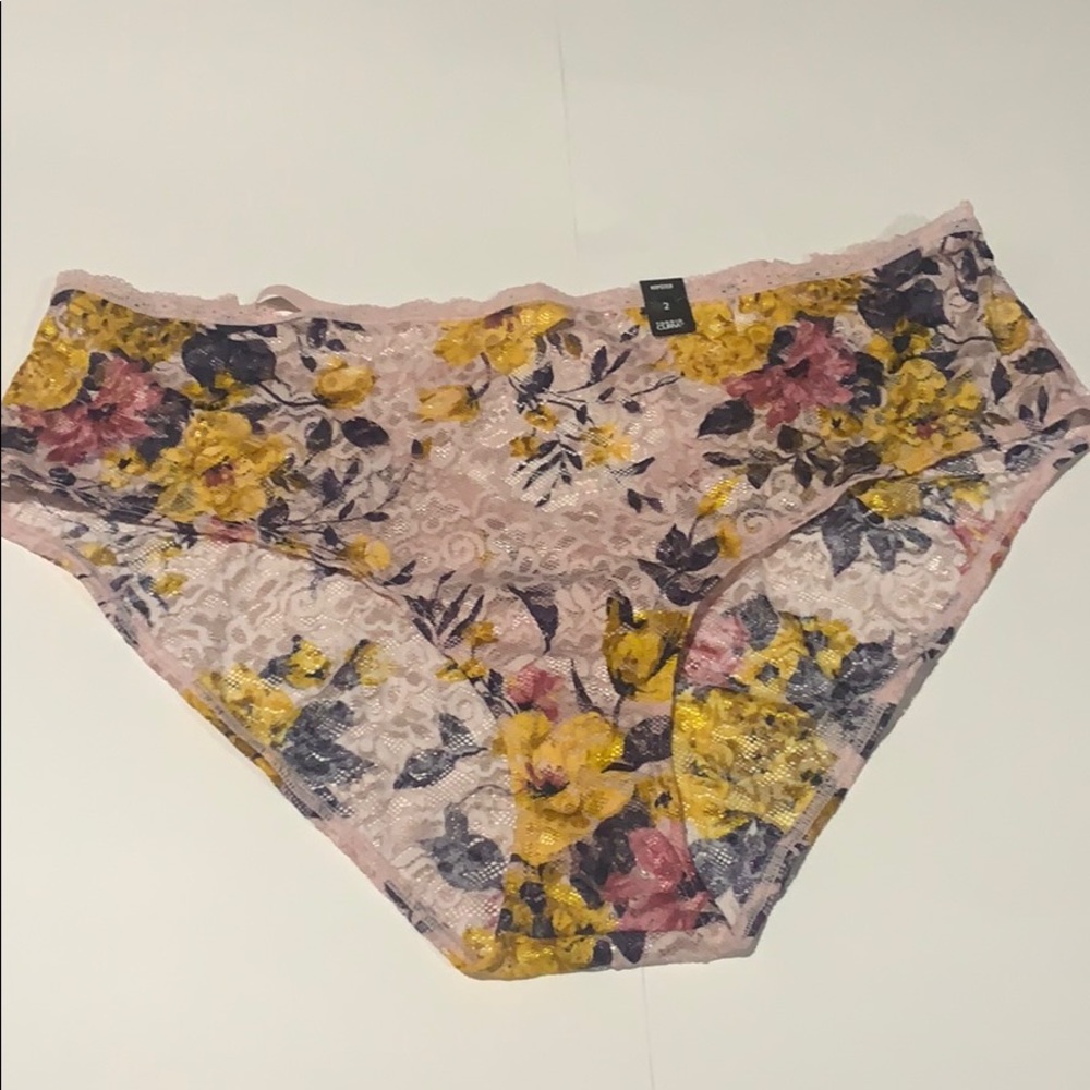 TORRID LIGHT FLORAL LACE CAGE BACK HIPSTER PANTY - Picture 3 of 8